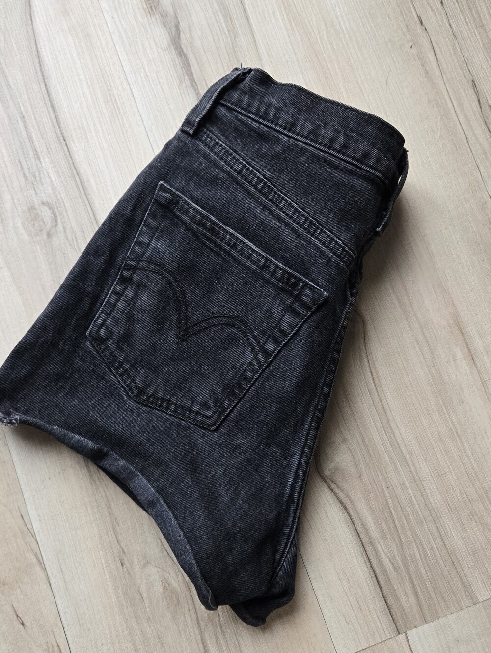 Levis Ribcage Shorts Black